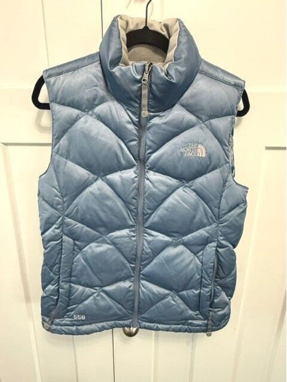 The North Face light blue Women's 550 goose down vest quilted size Medium
